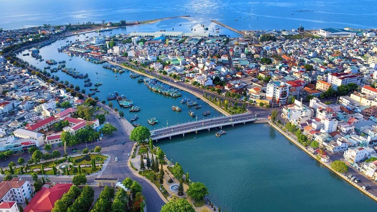 Thuê Xe Sài Gòn Phan Thiết Có Tài Xế