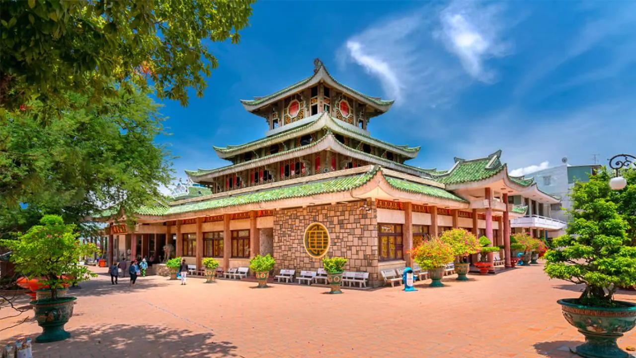 Thuê Xe Sài Gòn Châu Đốc Có Tài Xế
